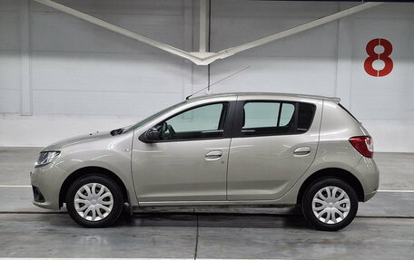 Renault Sandero II рестайлинг, 2016 год, 855 000 рублей, 12 фотография