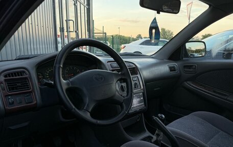 Toyota Avensis III рестайлинг, 1999 год, 450 000 рублей, 11 фотография