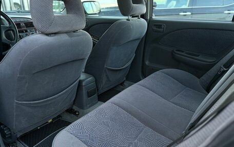 Toyota Avensis III рестайлинг, 1999 год, 450 000 рублей, 16 фотография