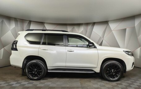 Toyota Land Cruiser Prado 150 рестайлинг 2, 2023 год, 6 860 000 рублей, 6 фотография