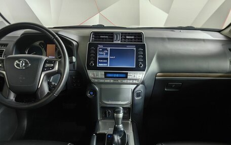 Toyota Land Cruiser Prado 150 рестайлинг 2, 2023 год, 6 860 000 рублей, 15 фотография