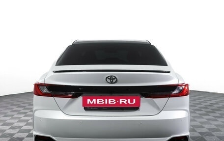 Toyota Camry, 2024 год, 3 990 000 рублей, 6 фотография