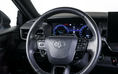 Toyota Camry, 2024 год, 3 990 000 рублей, 13 фотография