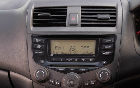 Honda Accord VII рестайлинг, 2004 год, 690 000 рублей, 13 фотография