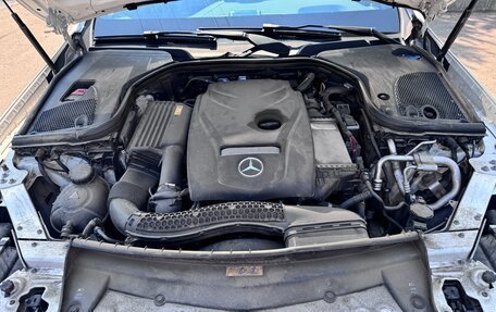 Mercedes-Benz E-Класс, 2022 год, 4 200 000 рублей, 8 фотография