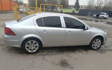 Opel Astra H, 2013 год, 630 000 рублей, 2 фотография