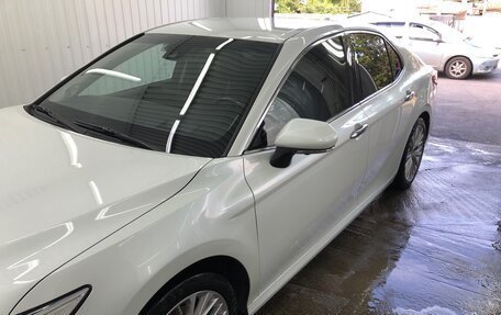 Toyota Camry, 2018 год, 2 950 000 рублей, 2 фотография