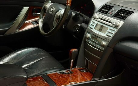 Toyota Camry, 2008 год, 590 000 рублей, 14 фотография