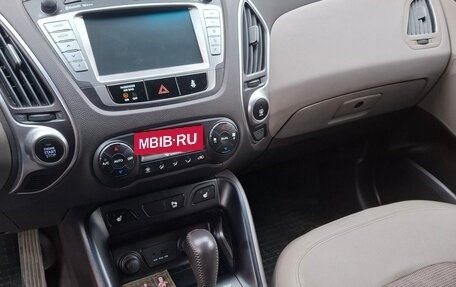 Hyundai ix35 I рестайлинг, 2011 год, 1 200 000 рублей, 11 фотография