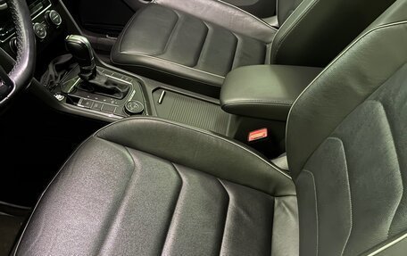 Volkswagen Tiguan II, 2018 год, 3 050 000 рублей, 7 фотография