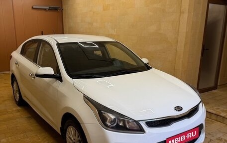 KIA Rio IV, 2018 год, 1 280 000 рублей, 1 фотография