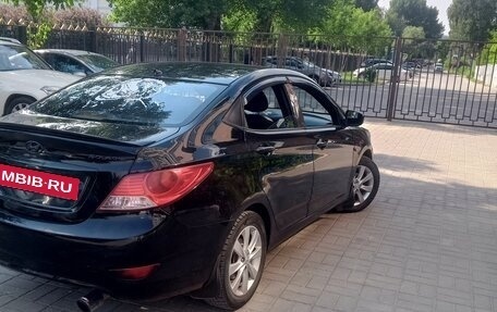 Hyundai Solaris II рестайлинг, 2011 год, 515 000 рублей, 6 фотография