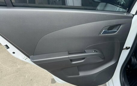 Chevrolet Aveo III, 2015 год, 1 050 000 рублей, 20 фотография