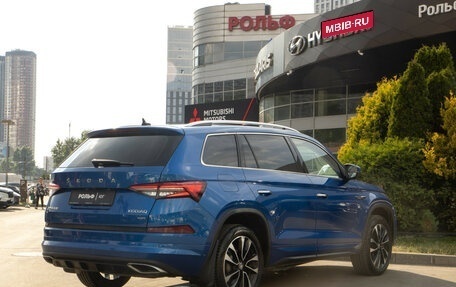 Skoda Kodiaq I, 2023 год, 4 398 000 рублей, 5 фотография