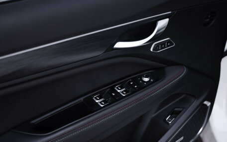 Geely Tugella FY11, 2024 год, 3 049 200 рублей, 22 фотография