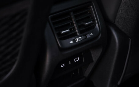 Geely Tugella FY11, 2024 год, 3 049 200 рублей, 24 фотография