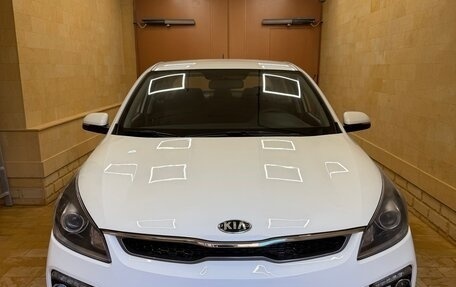KIA Rio IV, 2018 год, 1 280 000 рублей, 2 фотография