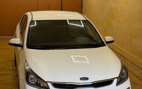KIA Rio IV, 2018 год, 1 280 000 рублей, 6 фотография