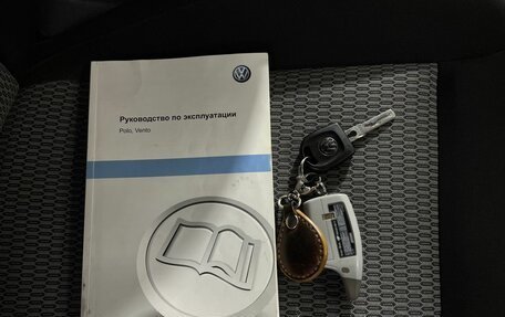 Volkswagen Polo VI (EU Market), 2011 год, 625 000 рублей, 24 фотография