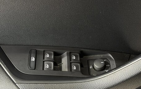 Skoda Karoq I, 2021 год, 2 400 000 рублей, 9 фотография