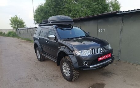Mitsubishi Pajero Sport II рестайлинг, 2013 год, 1 330 000 рублей, 1 фотография