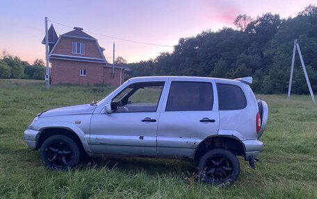 Chevrolet Niva I рестайлинг, 2004 год, 225 000 рублей, 3 фотография