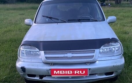Chevrolet Niva I рестайлинг, 2004 год, 225 000 рублей, 4 фотография
