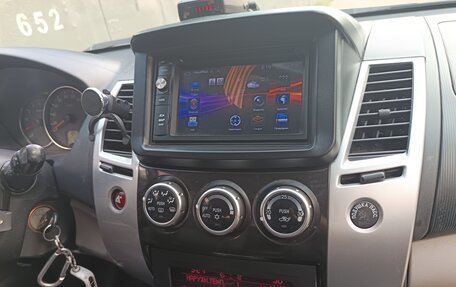 Mitsubishi Pajero Sport II рестайлинг, 2013 год, 1 330 000 рублей, 12 фотография