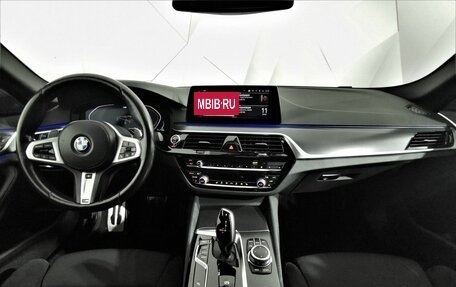 BMW 5 серия, 2020 год, 4 795 000 рублей, 11 фотография