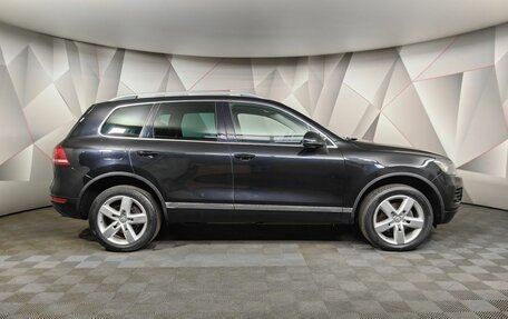 Volkswagen Touareg III, 2011 год, 1 497 000 рублей, 6 фотография