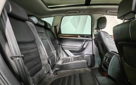 Volkswagen Touareg III, 2011 год, 1 497 000 рублей, 16 фотография