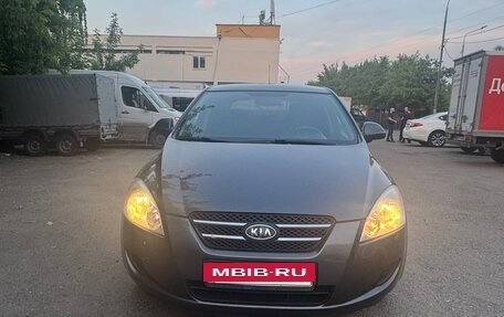 KIA cee'd I рестайлинг, 2008 год, 600 000 рублей, 2 фотография