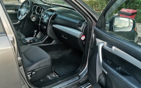KIA Sorento II рестайлинг, 2010 год, 1 200 000 рублей, 10 фотография
