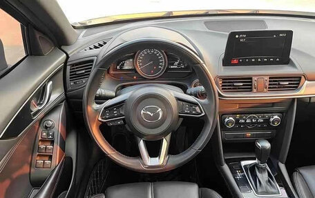 Mazda CX-4, 2022 год, 2 000 000 рублей, 5 фотография