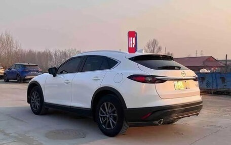 Mazda CX-4, 2022 год, 2 000 000 рублей, 3 фотография