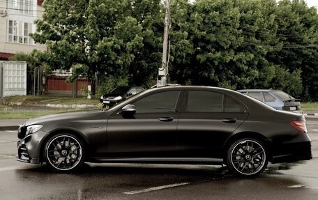 Mercedes-Benz E-Класс AMG, 2017 год, 4 400 000 рублей, 9 фотография