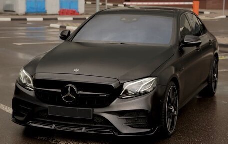 Mercedes-Benz E-Класс AMG, 2017 год, 4 400 000 рублей, 18 фотография