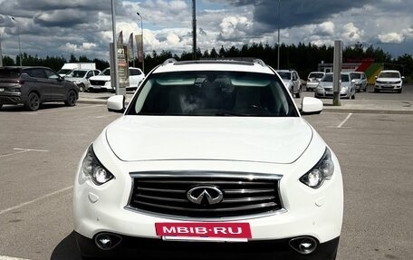 Infiniti FX II, 2011 год, 1 600 000 рублей, 3 фотография