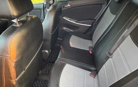 Hyundai Solaris II рестайлинг, 2012 год, 875 000 рублей, 19 фотография