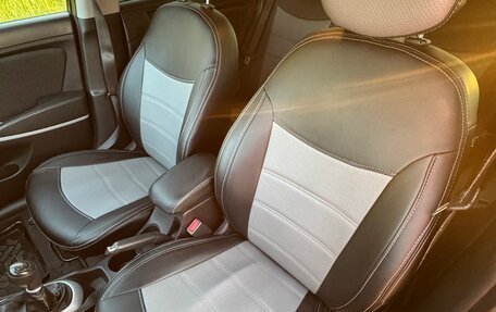 Hyundai Solaris II рестайлинг, 2012 год, 875 000 рублей, 20 фотография