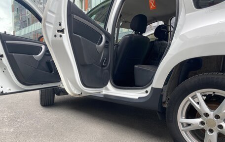 Renault Duster I рестайлинг, 2013 год, 830 000 рублей, 32 фотография