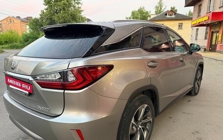 Lexus RX IV рестайлинг, 2018 год, 3 950 000 рублей, 4 фотография
