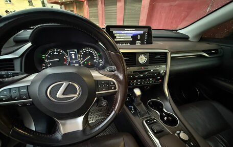 Lexus RX IV рестайлинг, 2018 год, 3 950 000 рублей, 17 фотография