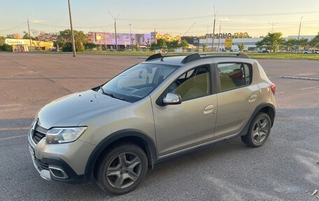 Renault Sandero II рестайлинг, 2020 год, 1 200 000 рублей, 6 фотография