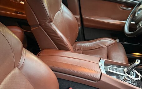 BMW 5 серия, 2010 год, 1 980 000 рублей, 11 фотография