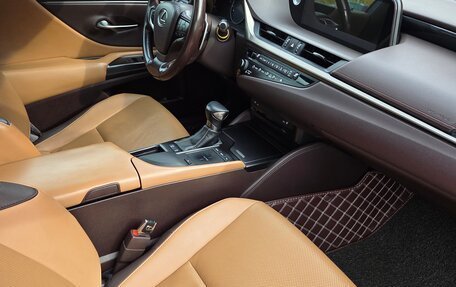 Lexus ES VII, 2019 год, 3 100 000 рублей, 20 фотография