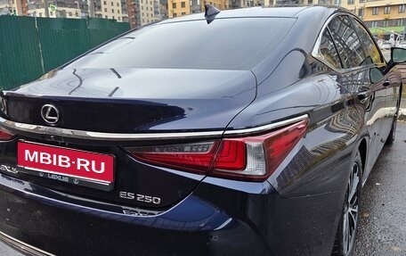 Lexus ES VII, 2019 год, 3 100 000 рублей, 16 фотография