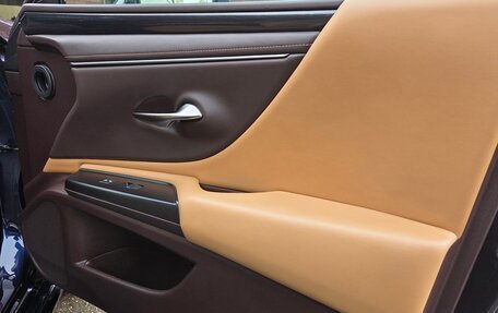 Lexus ES VII, 2019 год, 3 100 000 рублей, 22 фотография