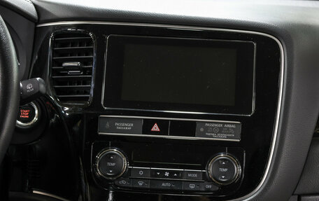 Mitsubishi Outlander III рестайлинг 3, 2019 год, 2 649 000 рублей, 16 фотография