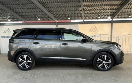 Peugeot 5008 II, 2019 год, 2 049 000 рублей, 6 фотография